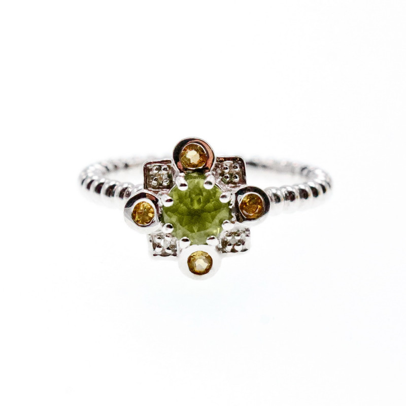Sky Jewelry Серебряное кольцо с хризолитом цитрином и белым сапфиром