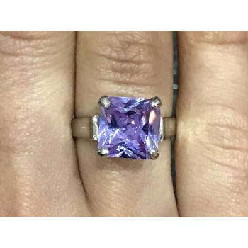 Sky Jewelry Серебряное кольцо с фиолетовым фианитом