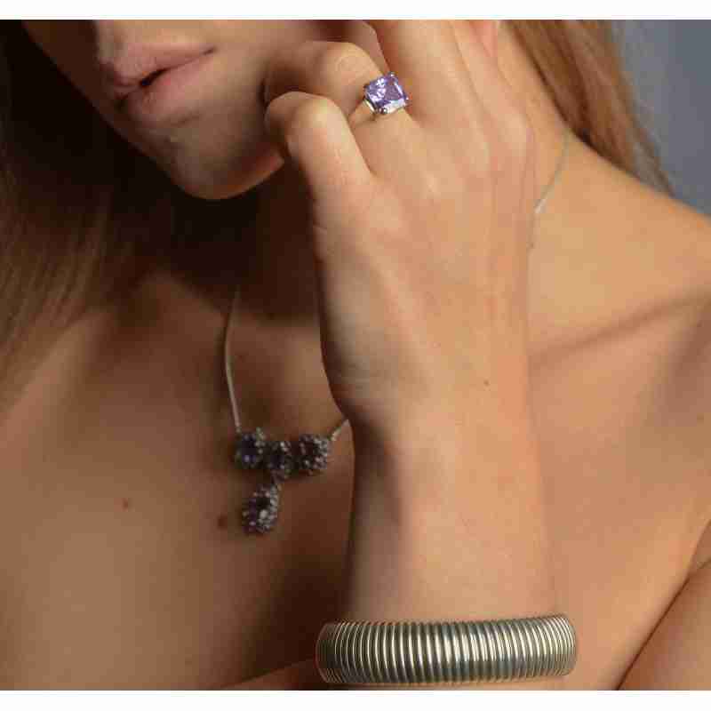 Sky Jewelry Серебряное кольцо с фиолетовым фианитом
