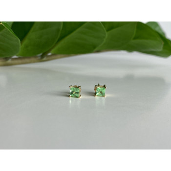 Sky Jewelry Золотые серьги-гвоздики с камнем цаворит