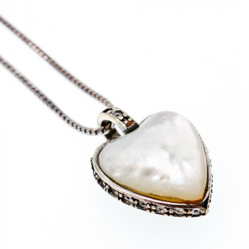 Sky Jewelry Серебряное цепочка с кулоном камни нефрит и перламутр  Сердце