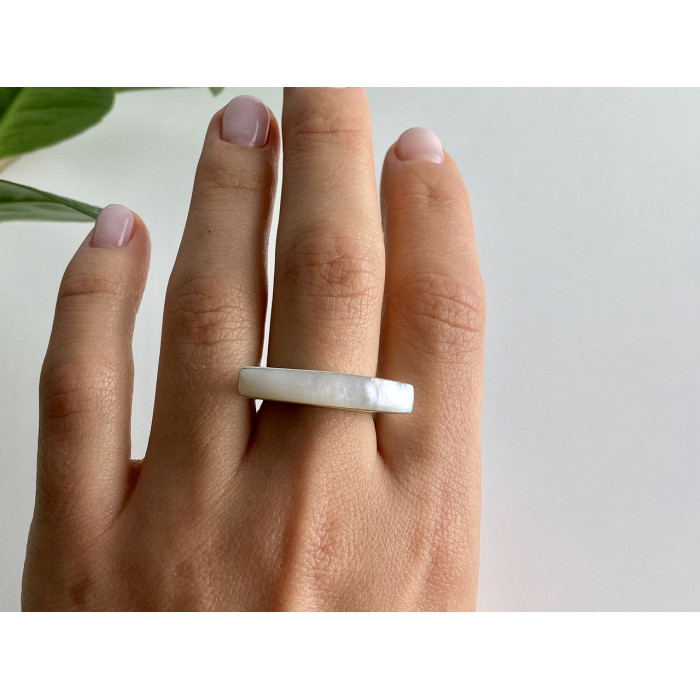 Sky Jewelry Серебряное кольцо с перламутром  Уникальность