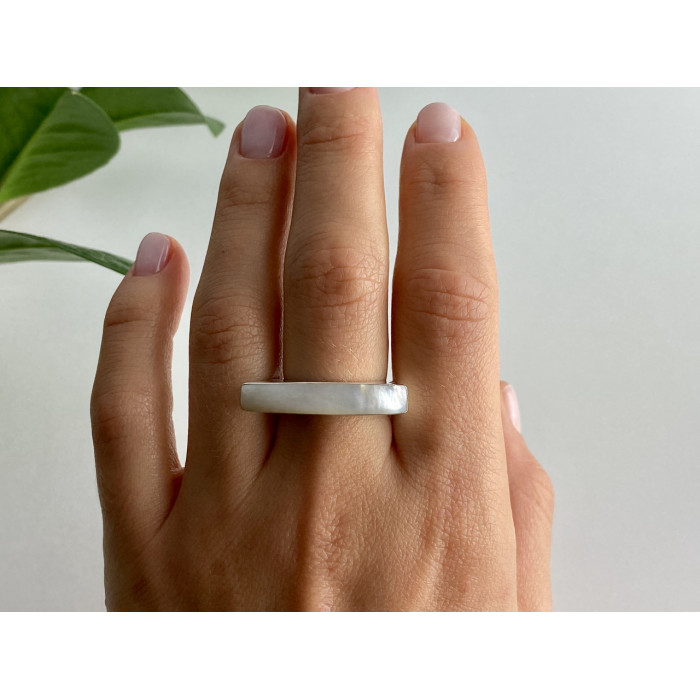 Sky Jewelry Серебряное кольцо с перламутром  Уникальность