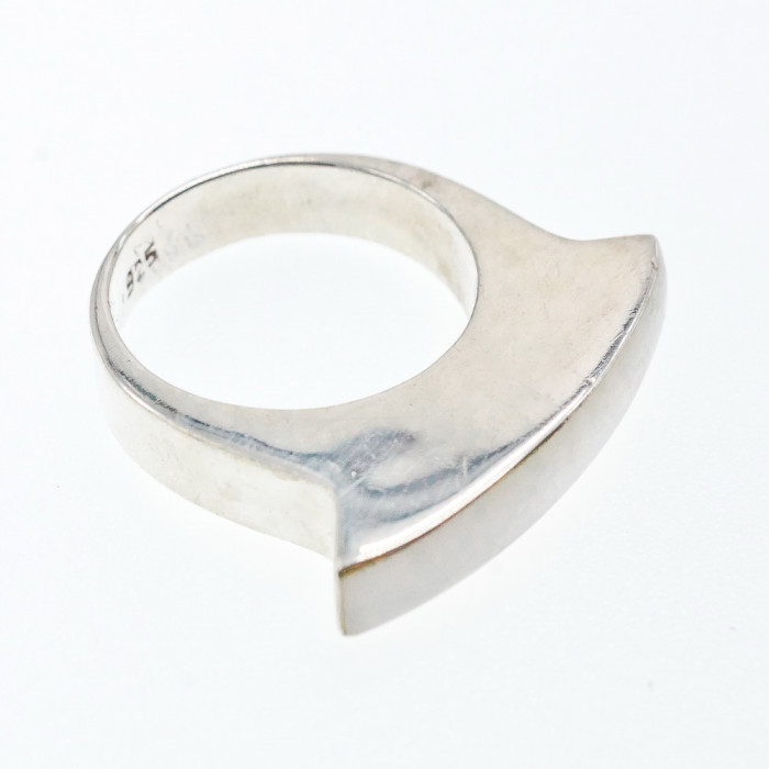 Sky Jewelry Серебряное кольцо с перламутром  Уникальность