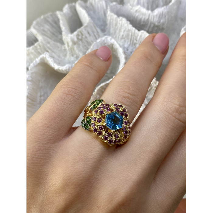 Sky Jewelry Серебряное кольцо в позолоте с топазом хризолитом и шпинелью  Цветы
