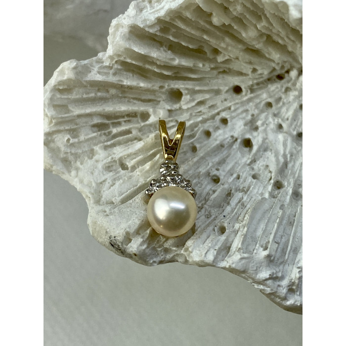 Sky Jewelry Золотой кулон с жемчугом и бриллиантами