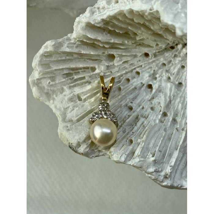 Sky Jewelry Золотой кулон с жемчугом и бриллиантами