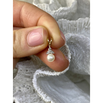 Sky Jewelry Золотой кулон с жемчугом и бриллиантами