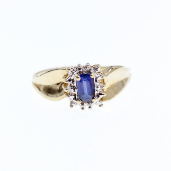 Sky Jewelry Золотое кольцо с сапфирами и бриллиантами   Сапфировая сказка