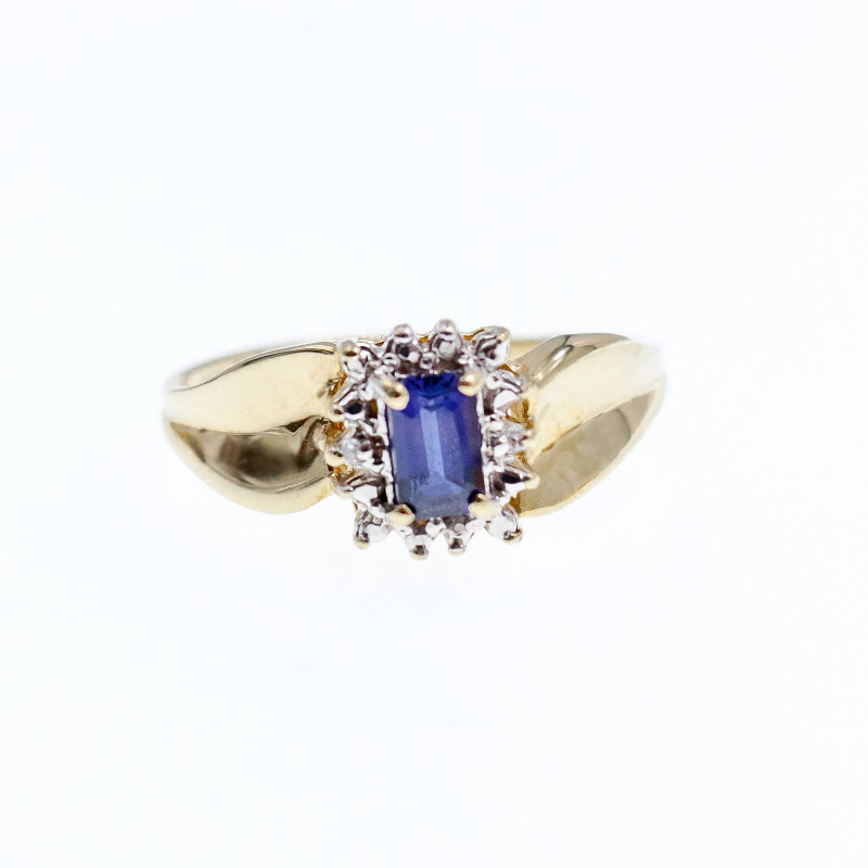 Sky Jewelry Золотое кольцо с сапфирами и бриллиантами   Сапфировая сказка