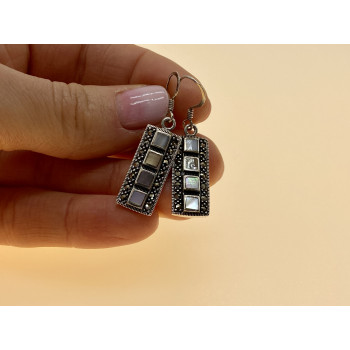 Sky Jewelry Серебряные серьги с перламутром и марказитом  Изысканность 
