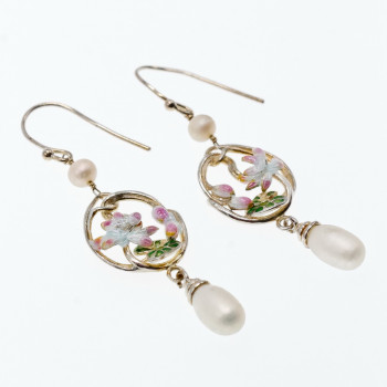 Sky Jewelry Серебряные серьги с жемчугом и эмалью  Счастье