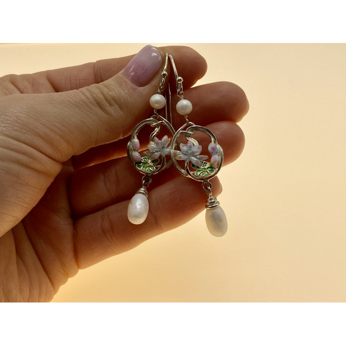 Sky Jewelry Серебряные серьги с жемчугом и эмалью  Счастье