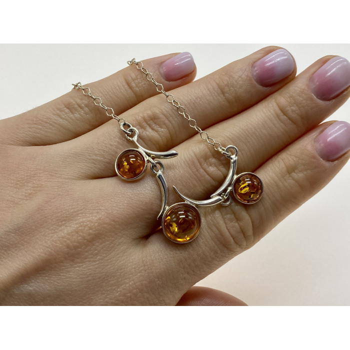 Sky Jewelry Серебряное ожерелье с янтарем  Эмоция