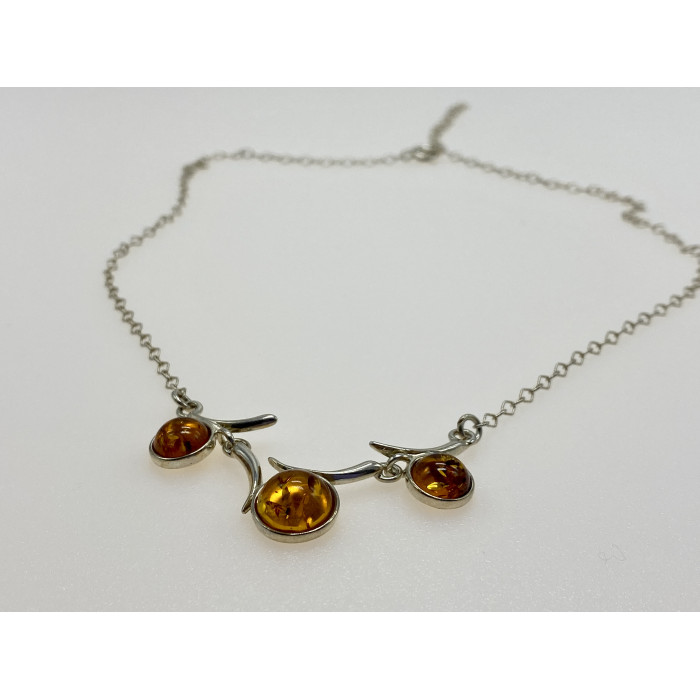 Sky Jewelry Серебряное ожерелье с янтарем  Эмоция