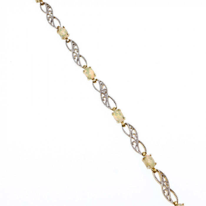 Sky Jewelry Серебряный браслет с опалом и бриллиантом