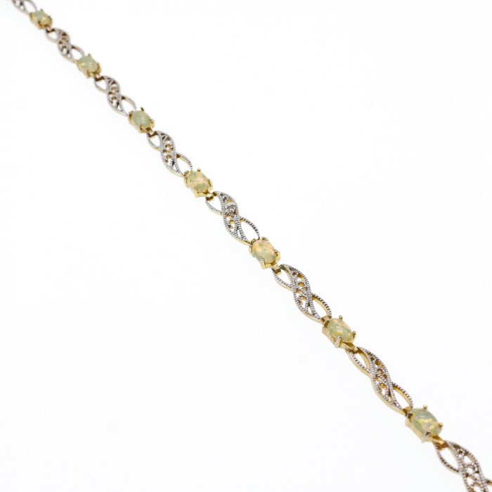 Sky Jewelry Серебряный браслет с опалом и бриллиантом