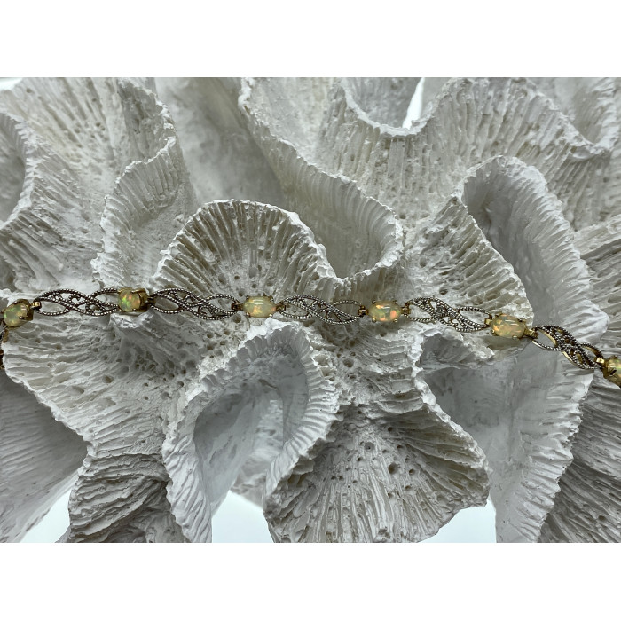 Sky Jewelry Серебряный браслет с опалом и бриллиантом