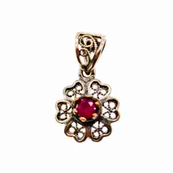 Sky Jewelry Серебряный кулон с розовым топазом Алый цветочек