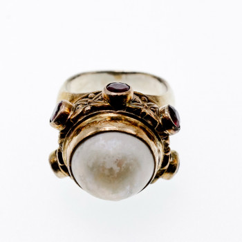 Sky Jewelry Винтажное серебряное кольцо с перламутром и гранатом