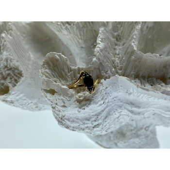 Sky Jewelry Золотое кольцо с звездчатым сапфиром и бриллиантами  Желание