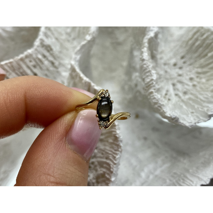 Sky Jewelry Золотое кольцо с звездчатым сапфиром и бриллиантами  Желание