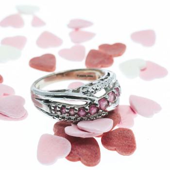 Sky Jewelry Серебряное кольцо с розовой шпинелью  Любовь