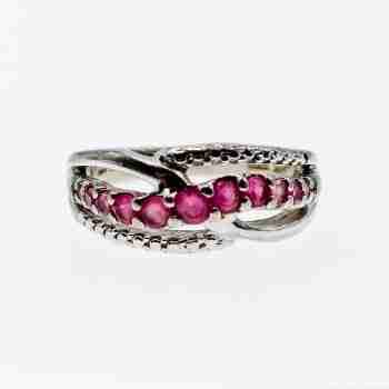 Sky Jewelry Серебряное кольцо с розовой шпинелью  Любовь