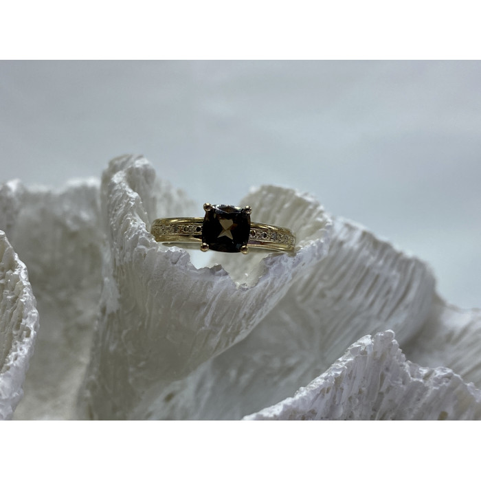 Sky Jewelry Серебряное кольцо с камнем гессонит и бриллиантами