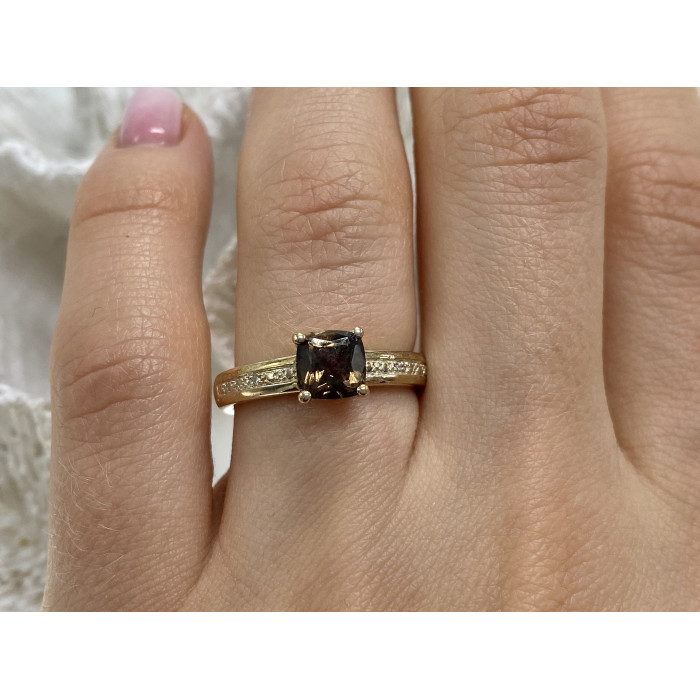 Sky Jewelry Серебряное кольцо с камнем гессонит и бриллиантами