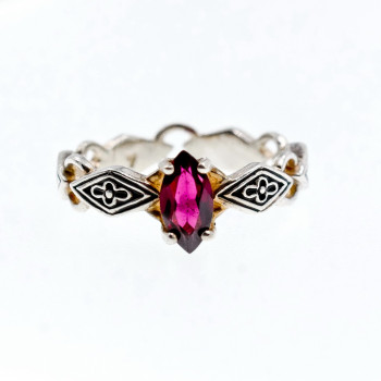 Sky Jewelry Серебряное кольцо с альмандином   Маркиз