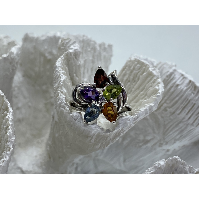 Sky Jewelry Серебряное кольцо с натуральными камнями Цветы