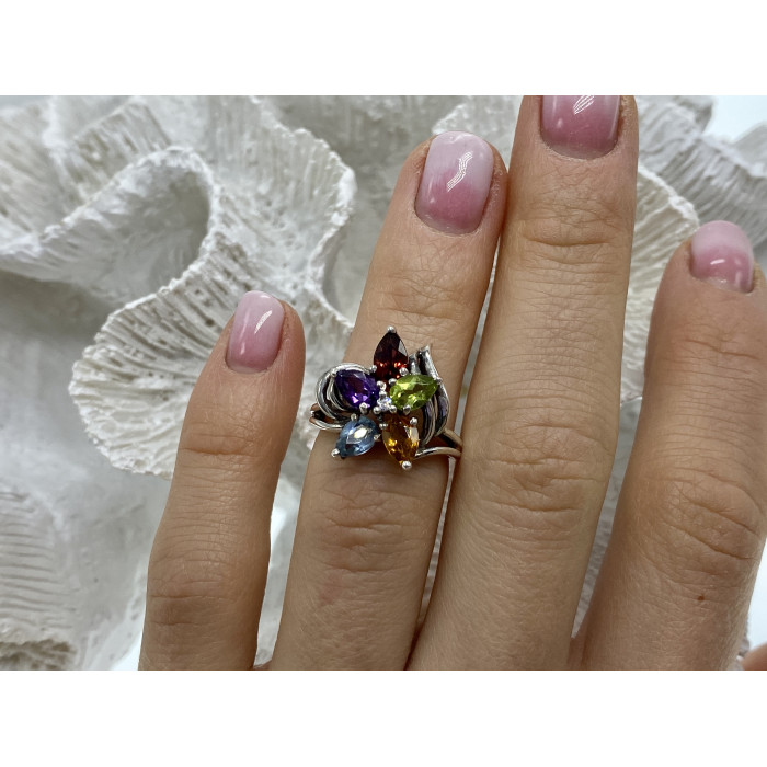 Sky Jewelry Серебряное кольцо с натуральными камнями Цветы