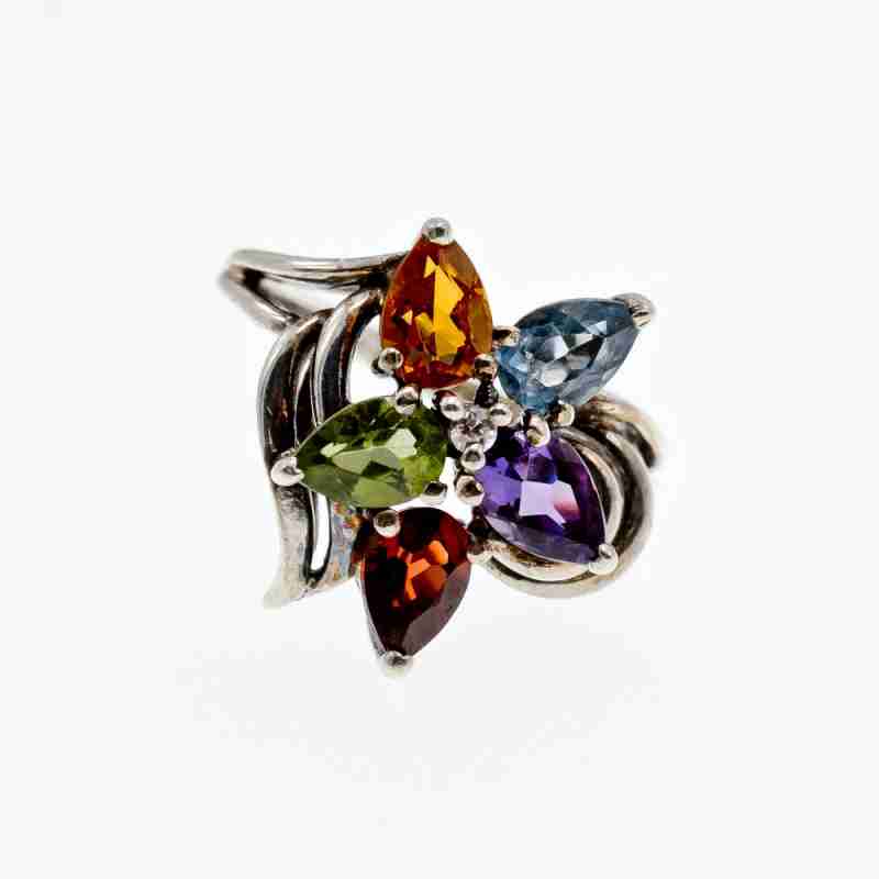 Sky Jewelry Серебряное кольцо с натуральными камнями Цветы