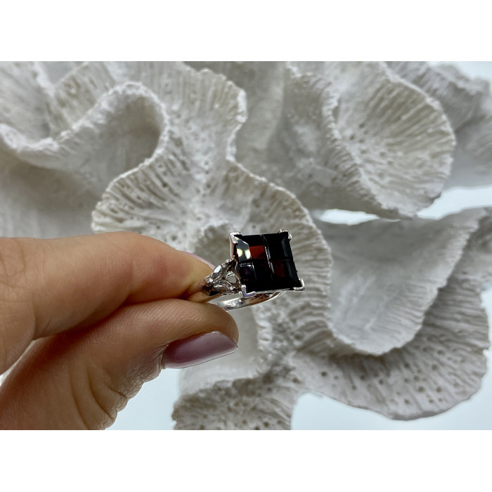 Sky Jewelry Серебряное кольцо с камнями спессартин и гошенит   Образ