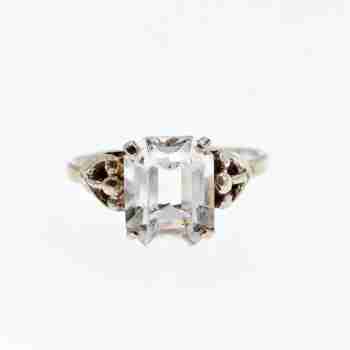 Sky Jewelry Серебряное кольцо с фианитом  Классика
