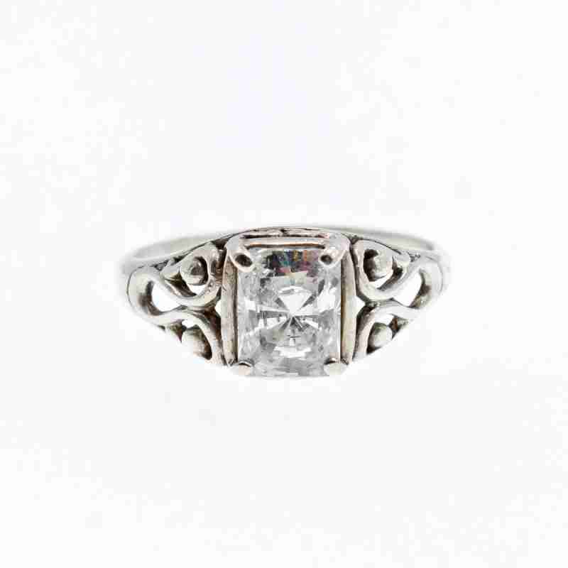Sky Jewelry Серебряное кольцо с фианитом  Ажур