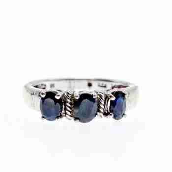 Sky Jewelry Серебряное кольцо с сапфирами  Обаяние