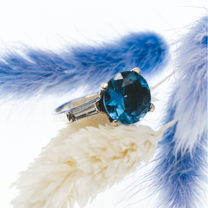 Sky Jewelry Серебряное кольцо с топазом и кварцем  Волшебство