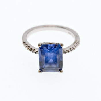 Sky Jewelry Серебряное кольцо с сапфиром  Грация