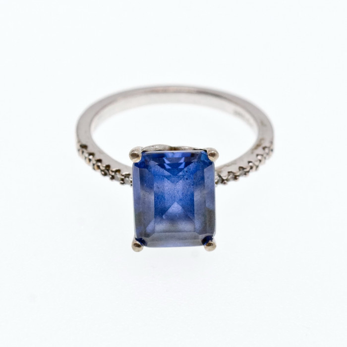 Sky Jewelry Серебряное кольцо с сапфиром  Грация