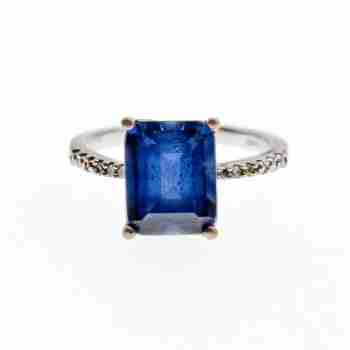 Sky Jewelry Серебряное кольцо с сапфиром  Грация