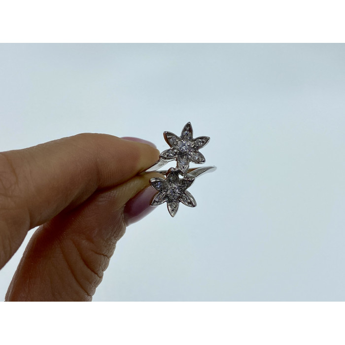 Sky Jewelry Золотое кольцо с бриллиантами   Цветы для души