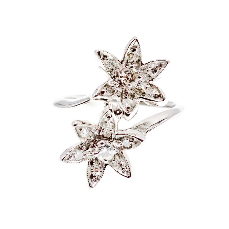 Sky Jewelry Золотое кольцо с бриллиантами   Цветы для души