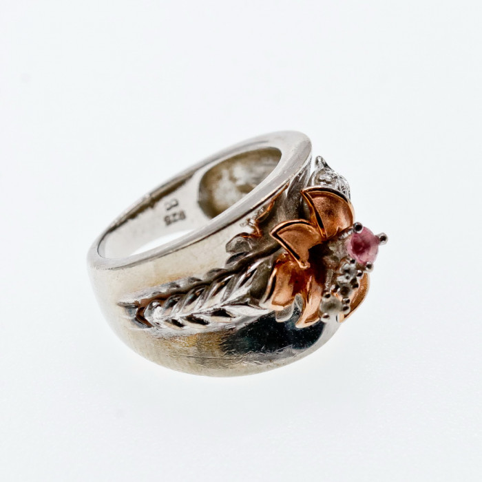 Sky Jewelry Серебряное кольцо с камнями морганит и гошенит  Аленький цветочек