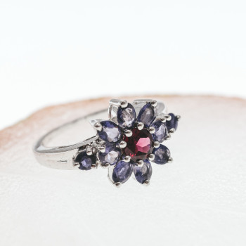 Sky Jewelry Серебряное кольцо с камнями танзанит и шпинель  Цветы