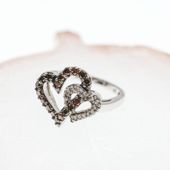 Sky Jewelry Золотое кольцо с гессонитом и бриллиантами  Сердца