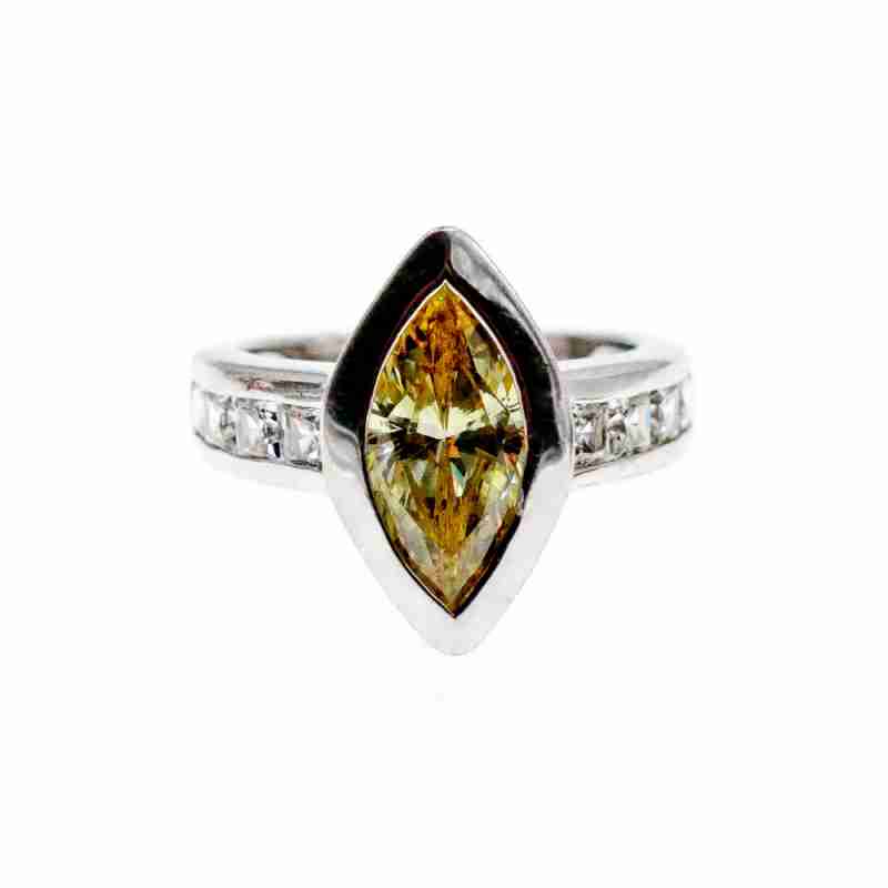 Sky Jewelry Серебряное кольцо с фианитами  Маркиз