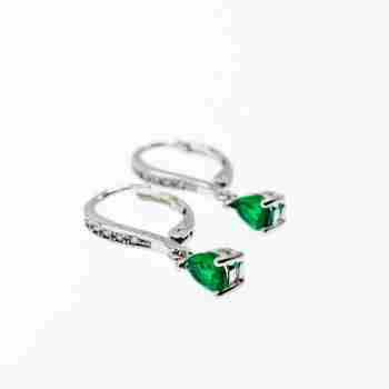 Sky Jewelry Серебряные серьги с изумрудом и фианитами  Летние