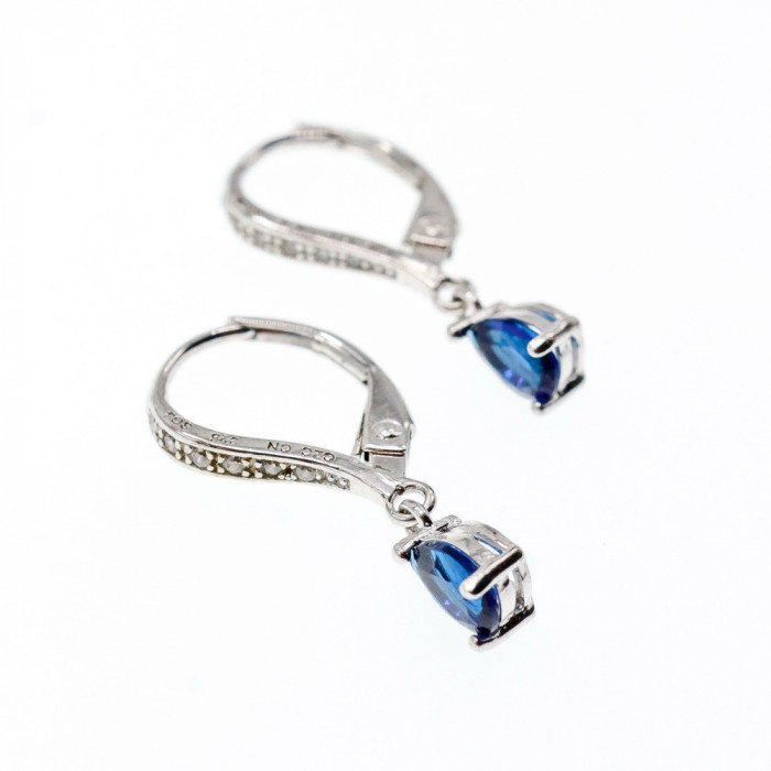 Sky Jewelry Серебряные серьги с сапфиром и фианитами   Капля